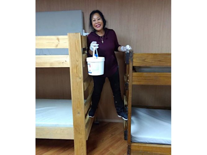 700x525-unknown-HLBC-Julie-cleaning-bunks